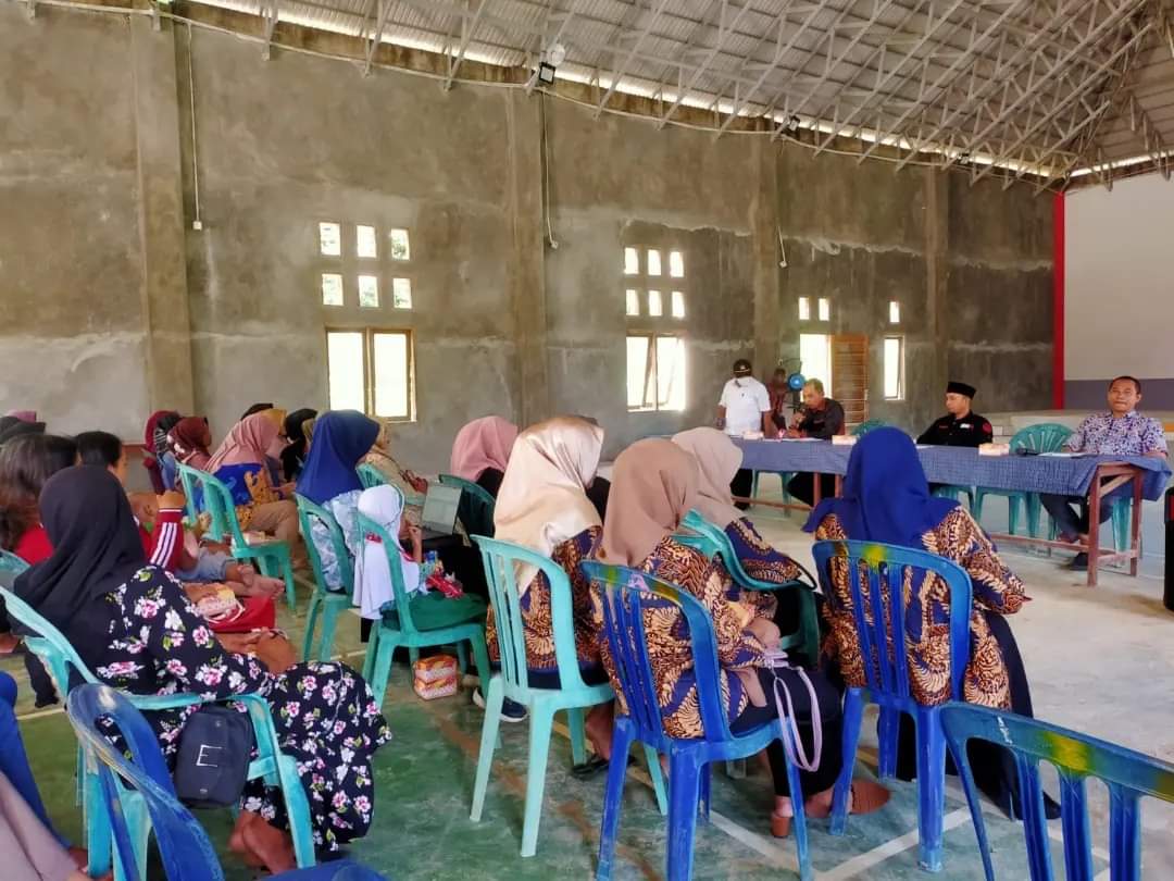 Rapat Koordinasi Pemdes Desa Kota Bangun II bersama kader posyandu untuk mencegah kasus stunting / Istimewa