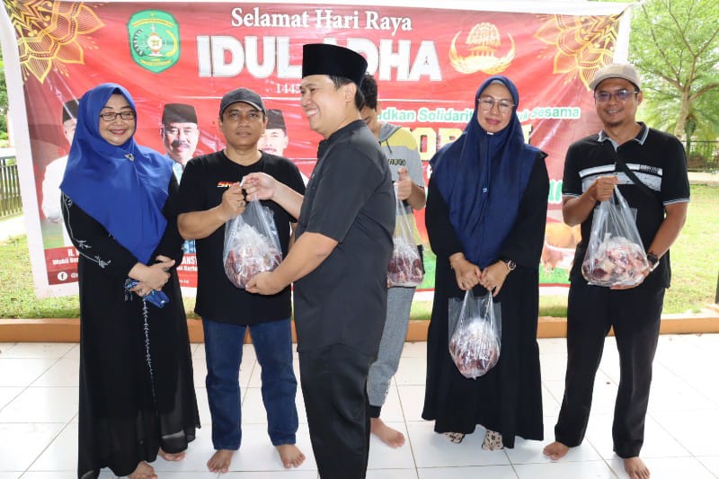 Suasana pemotongan hewan qurban pada Hari Raya Idul Adha 1445 H/2024 M / Istimewa