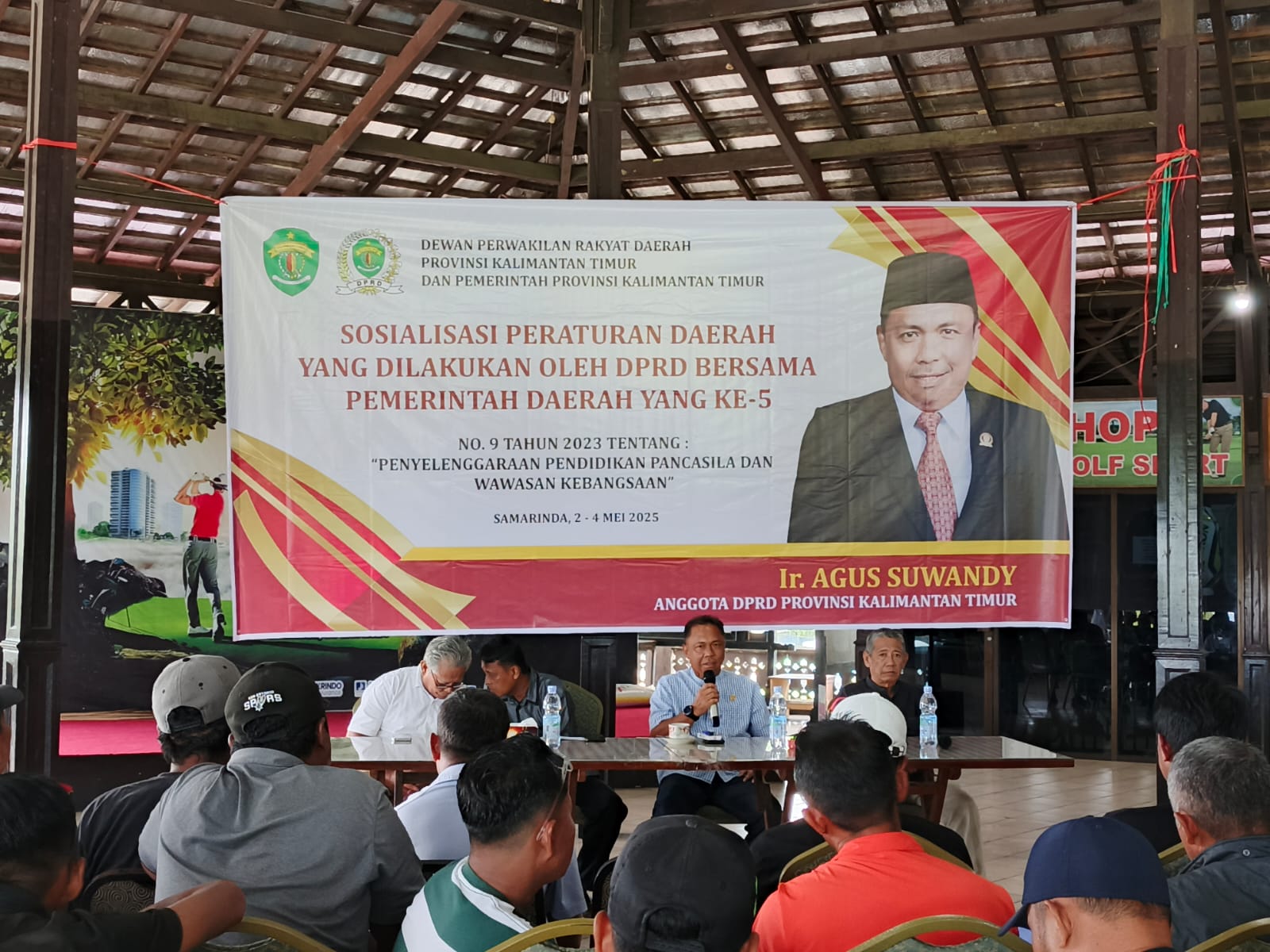 Suasana Sosper yang digelar Anggota DPRD Kaltim, Agus Suwandi di Lapangan Golf Tanah Merah. (Dok)