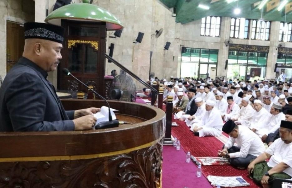 Bupati Kutai Kartanegara, Edi Damansyah, mengajak masyarakat memanfaatkan momen Idulfitri untuk perkuat semangat kebersamaan dan memperbaiki hubungan sosial. (ist)